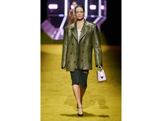 Prada presenta colección Otoño/Invierno 2022