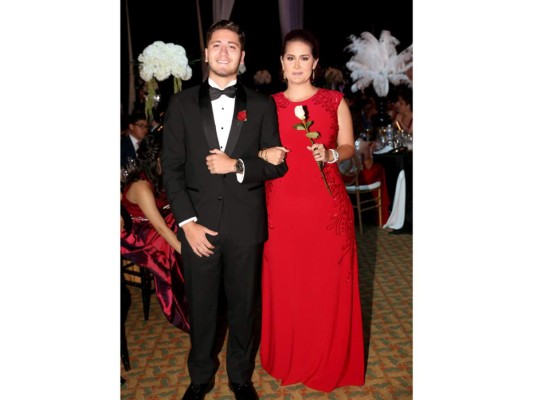 Desfile de los Seniors 2017 Del Campo International School