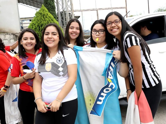 Senior entrance, La Estancia School