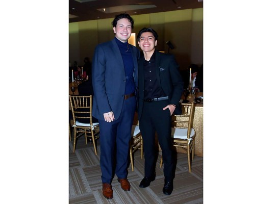 Juan Panayotti y Luis Paredes.