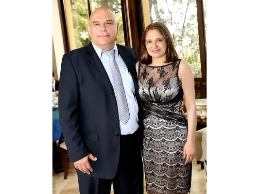 La boda civil de Nelson Valencia y Soad Facussé