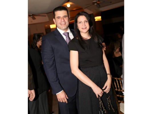 Alonso y Karen Valenzuela