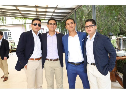 Senior breakfast de Macris School