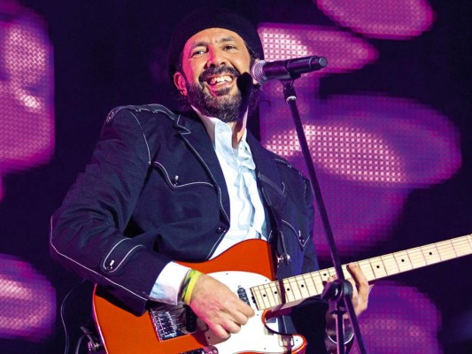 'Lamentando mucho la partida de Juan Gabriel. Su gran legado musical permanece! Dios guarde en perfecta paz a sus familiares y amigos'.<br/>Juan Luis Guerra
