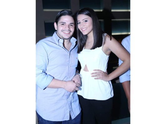 Apertura Up Lounge y Club