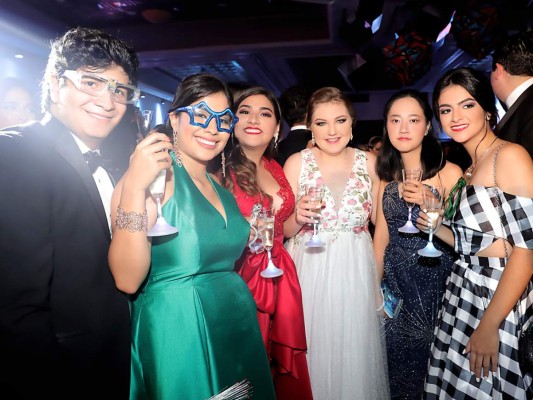 Best Moments Prom de la Escuela Americana 2019