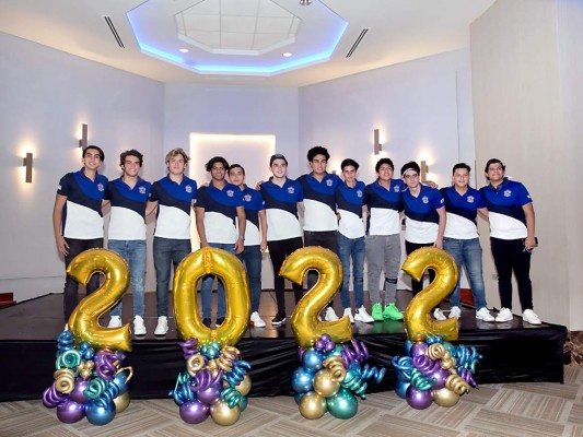 Senior entrance de la Escuela Internacional Sampedrana 2022