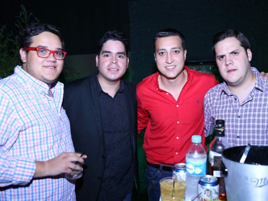 Apertura Up Lounge y Club