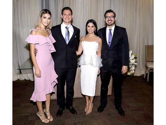 Roberto Ferrufino y Gabriela Alvarado se casan por lo civil  
