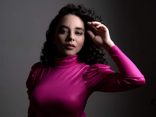 Fany Fonseca conquista las plataformas digitales con su música