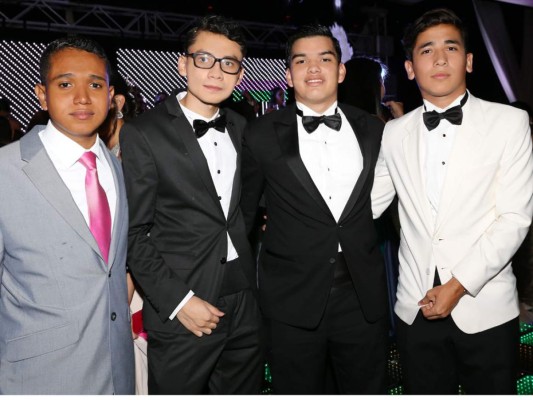 Prom de DelCampo International School