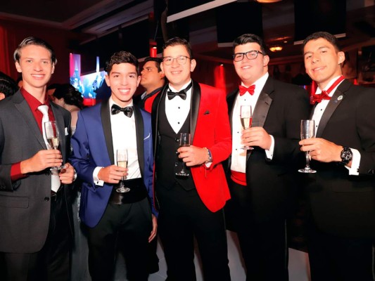 Red Carpet: Prom de los Seniors 2019 de La Estancia School