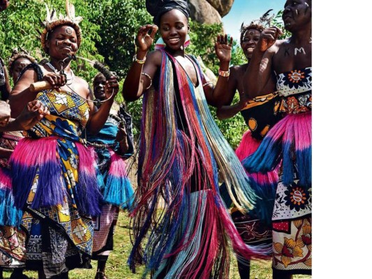 África viva, el encargado de revisar cada detalle de Nyong'o, es el estilista top de las celebridades Vernon Franc,ois
