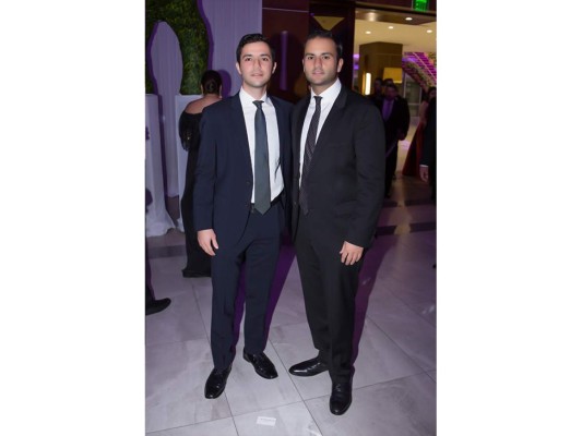 Guillermo Orellana y Giordanna Kafati festejan su boda