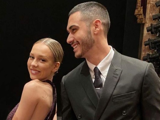 Como pareja sentimental se le vincula con una de las protagonistas de la serie ''Elite'' Ester Exposito, ya que se les ha visto juntos en sus redes sociales y el pasado 12 de julio la actriz público una imagen del actor con el mensaje ''Roma e tu'', aún que todavía no se oficializa la relación.<br/>