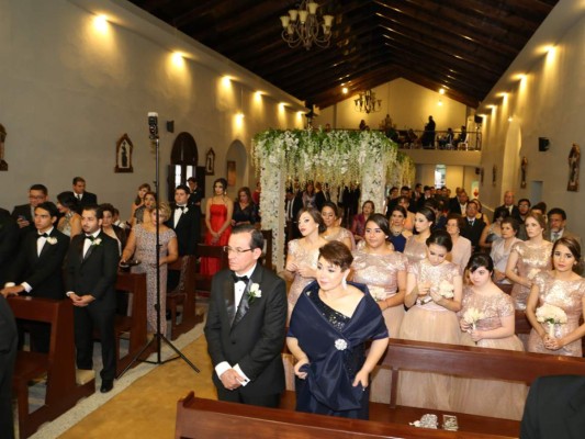 Boda de Julissa Andara y Alex Estrada