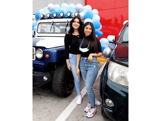 Lucia Erazo y Ana Elvir