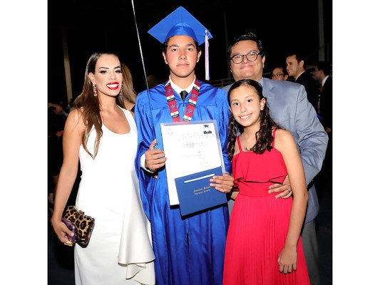 Graduación de la Escuela Americana 2019