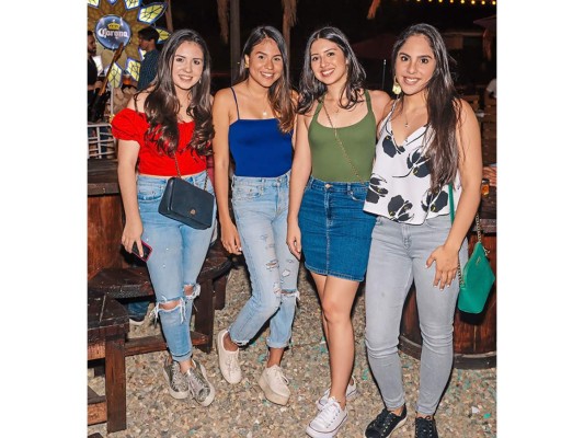 Marielos Acosta, Alondra Caraccioli, Sherly Madrid y Cinthya Hernández. Foto:Daniel Madrid