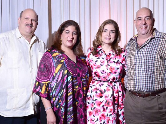 Jorge, Mate, Ruth Marie y Miguel Canahuati.