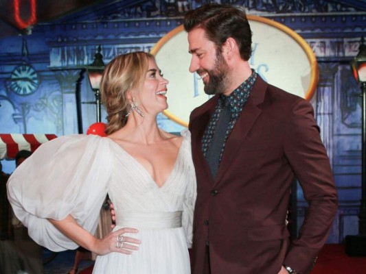 Desde la boda de John Krasinkski y Emily Blunt en 2010, han recibido a dos niñas. Están felizmente casados.