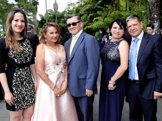 La boda de Kenneth Medina y Silvia Casco