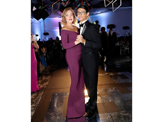 Prom Night de la Escuela Americana 2019 