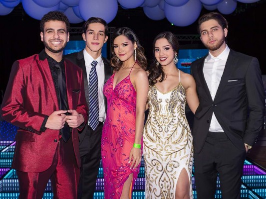 La generación 2018 de la EIS celebra su Prom   