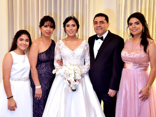 La boda eclesiástica de María Fernanda Rivera y John Kewish