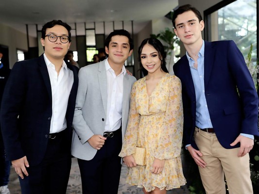 Miltón Martínez, Carlos Banegas, Andrea Antúnez y André Mondragón