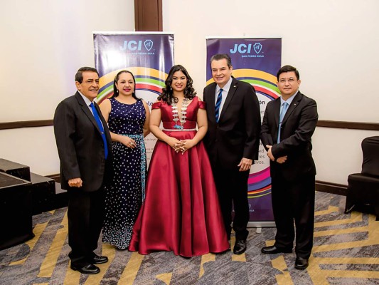 Juramentan nueva directiva de la Cámara Junior