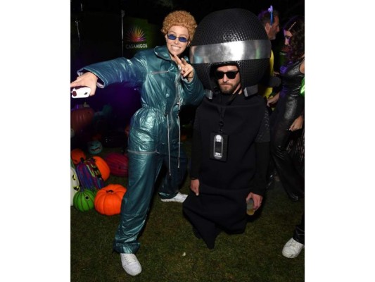 Jessica Biel se disfrazó de Justin Timberlake, en su época de NSYNC. Por otro lado, el Justin original optó por usar un disfraz de micrófono.