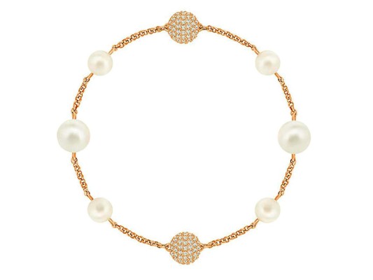De colección. Pulsera rose gold con perlas y cristales para un efecto de elegancia clásica by Swarovski
