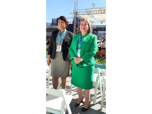 Jance Funes y María Antonia Suazo