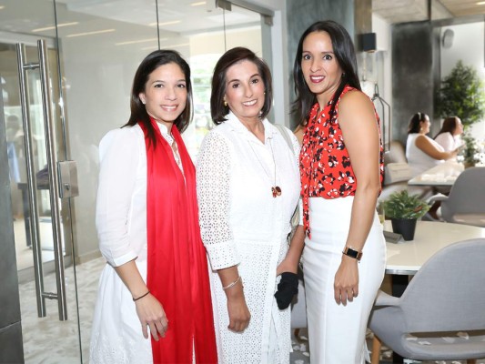 White Lunch para apoyar a Hogares CREA