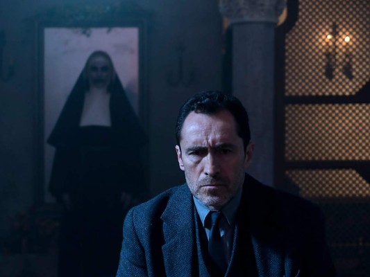 The Nun, un ppin off de las películas del Conjuro y Anabelle, del género de terror, también merece su lugar en este listado