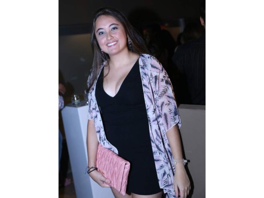 Apertura Up Lounge y Club