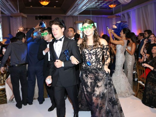 La fiesta de los seniors de la Escuela Americana