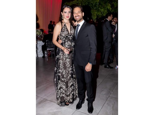 Carolina Atala y Eduardo Hilsaca.