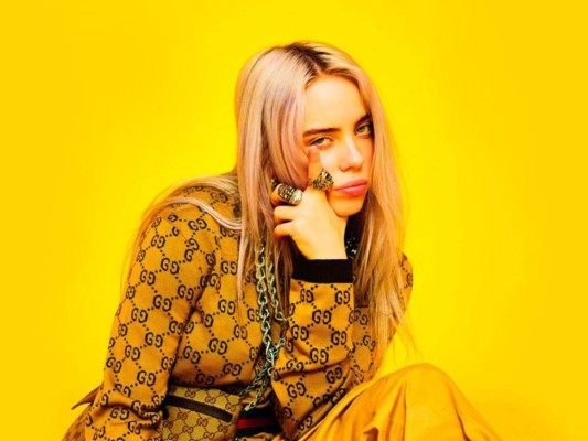 Le encanta el color amarillo.