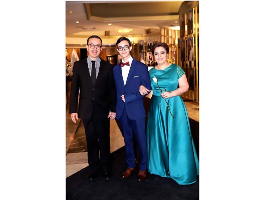 Wilfredo Palencia , Luis Palencia y Delfina McCormick
