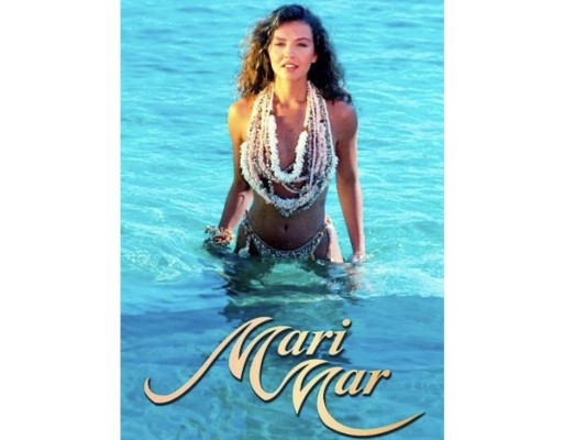 Marimar. <br/>Esto es algo que seguramente habrás notado, pero muchas de estas novelas exitosas han sido protagonizadas por Thalía y esta no es la excepción. La novela tuvo su primera emisión el 31 de enero de 1994 por las pantallas de Televisa, tuvo la dirección de Beatriz Sheridan. Dato curioso, esta novela fue sorpresivamente exitosa en Filipinas. <br/>