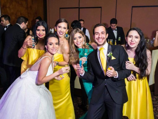 La inolvidable boda de Erick Ramírez y Mónica Santos