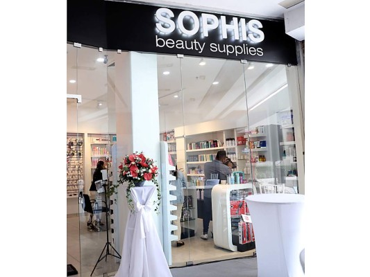 Apertura de Sophis Beauty Supplies