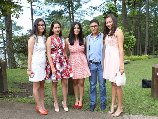 Senior breakfast de La Estancia School