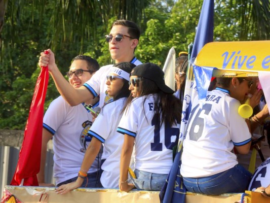 Senior entrance de la Escuela SERAN  