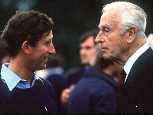 ¿Quién fue Lord Mountbatten en la vida del príncipe Charles?