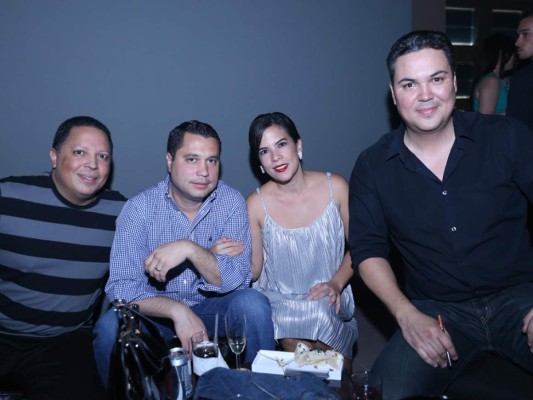 Apertura Up Lounge y Club