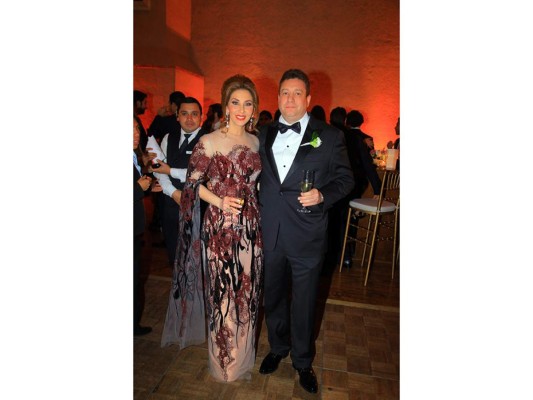 Elegante fiesta nupcial para Sofia Barletta y Jorge Vitanza