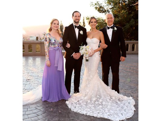 La boda de Ana Bueso Elvir y Óscar Kafati Chinchilla